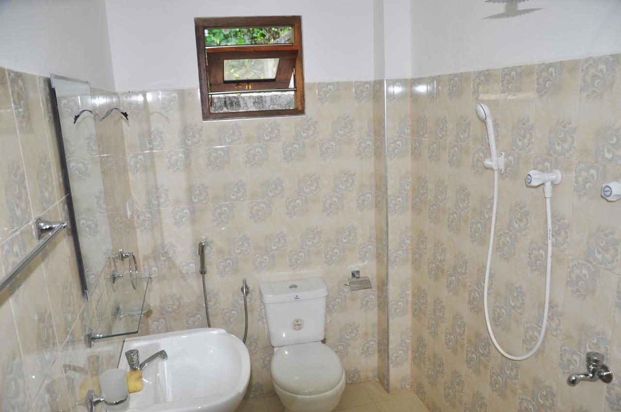 Villa Dineth Unawatuna Luaran gambar